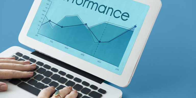 SEO B2B: optimización para motores de búsqueda dirigida a los responsables de la toma de decisiones, en lugar de a los clientes finales